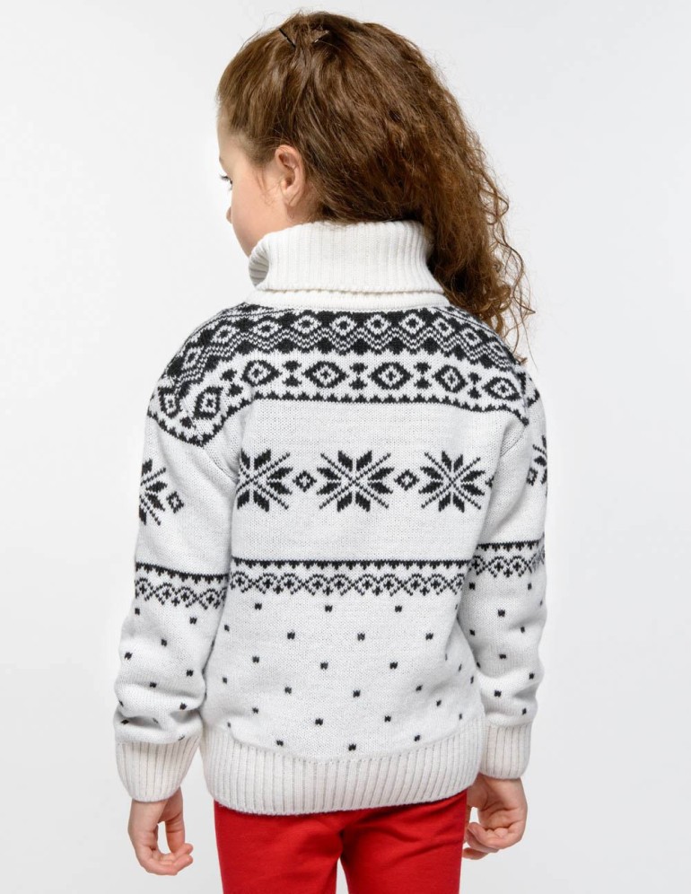 Детский свитер с оленями с горлом - фото3