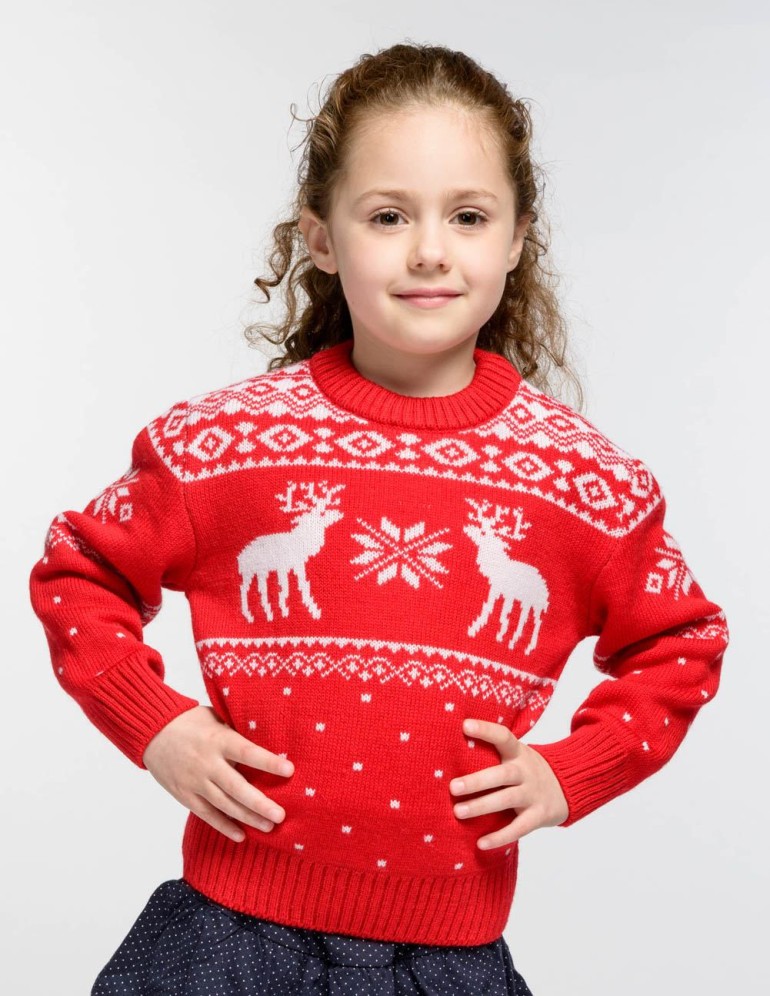 Детский свитер с оленями - фото1