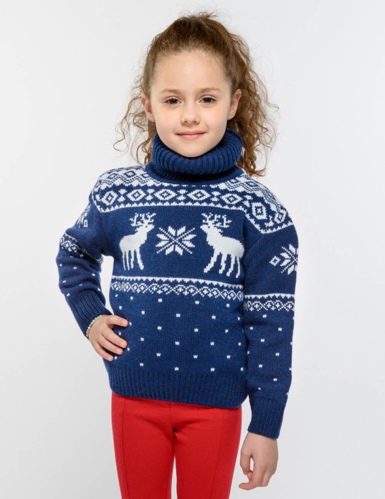 Детский свитер с оленями с горлом - фото2