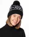 Женская шапка со скандинавскими снежинками - фото1