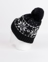 Женская шапка со скандинавскими снежинками - фото4