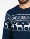 Мужской свитер с оленями в ряд - фото5