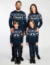 Свитеры с оленями в ряд для папы, мамы и двух детей - фото3
