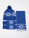 Детские шапка, шарф и варежки со снежинками - фото3