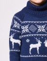 Детский свитер с оленями в ряд с горлом - фото5