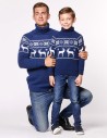 Свитеры с оленями в ряд для папы и сына - фото1
