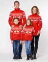 Свитеры с оленями в ряд для папы, мамы и двух детей - фото4