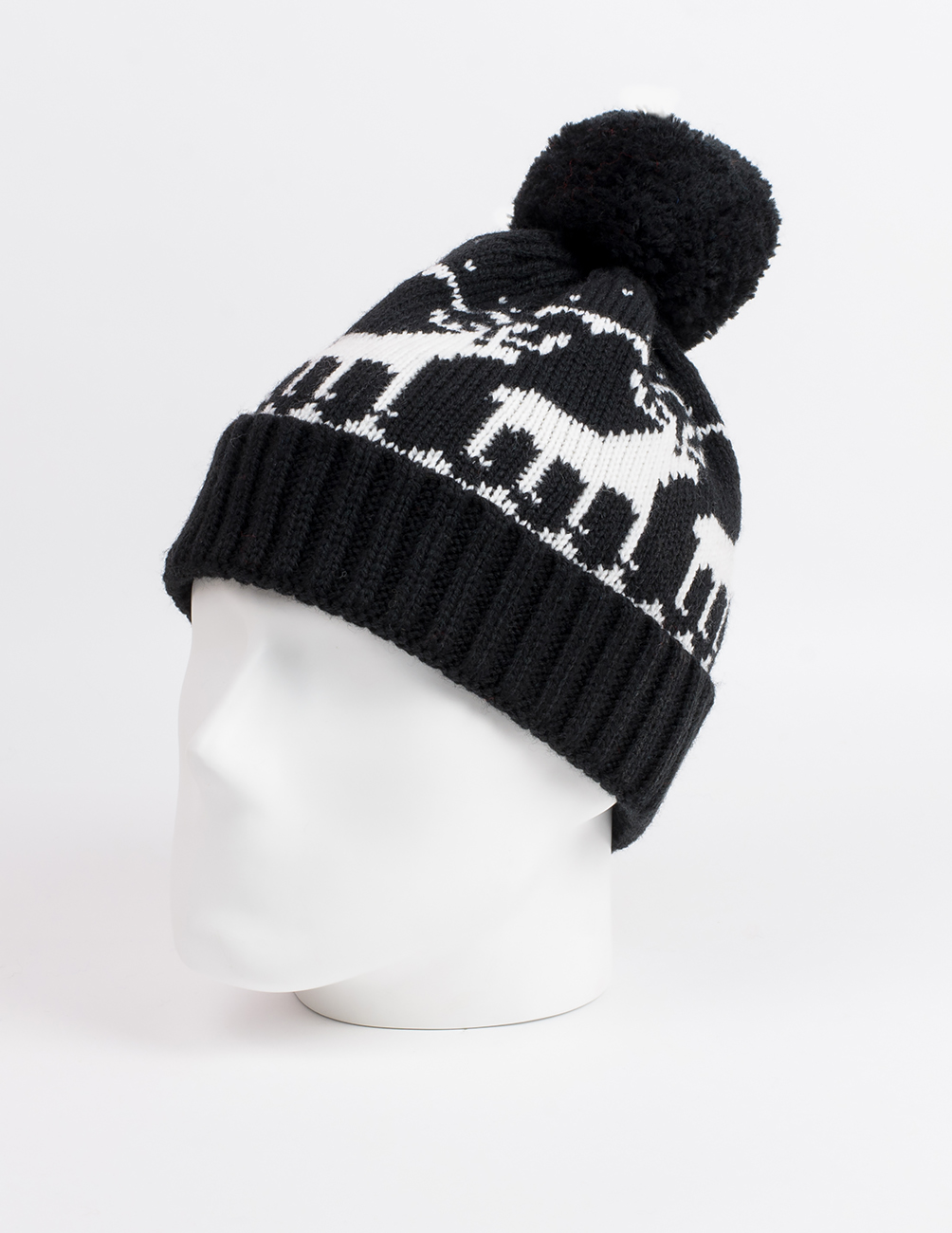 Женская шапка с оленями - фото3