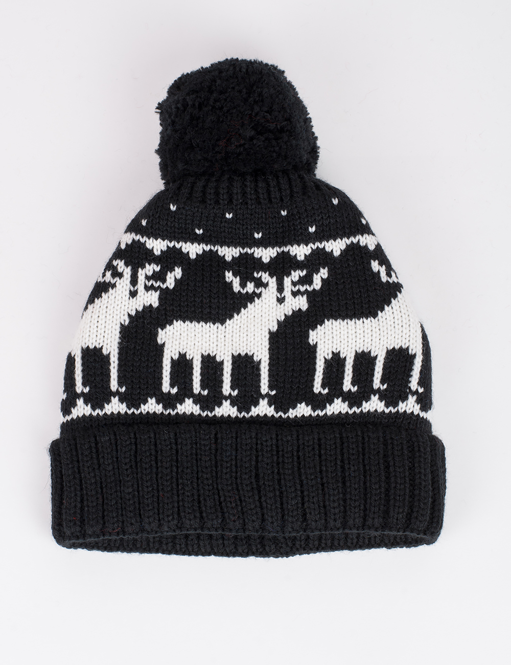 Женская шапка с оленями - фото5