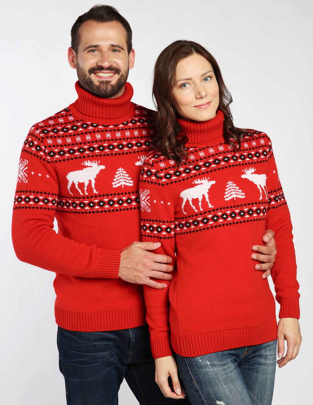 Мужской и женский свитеры с лосями - фото2