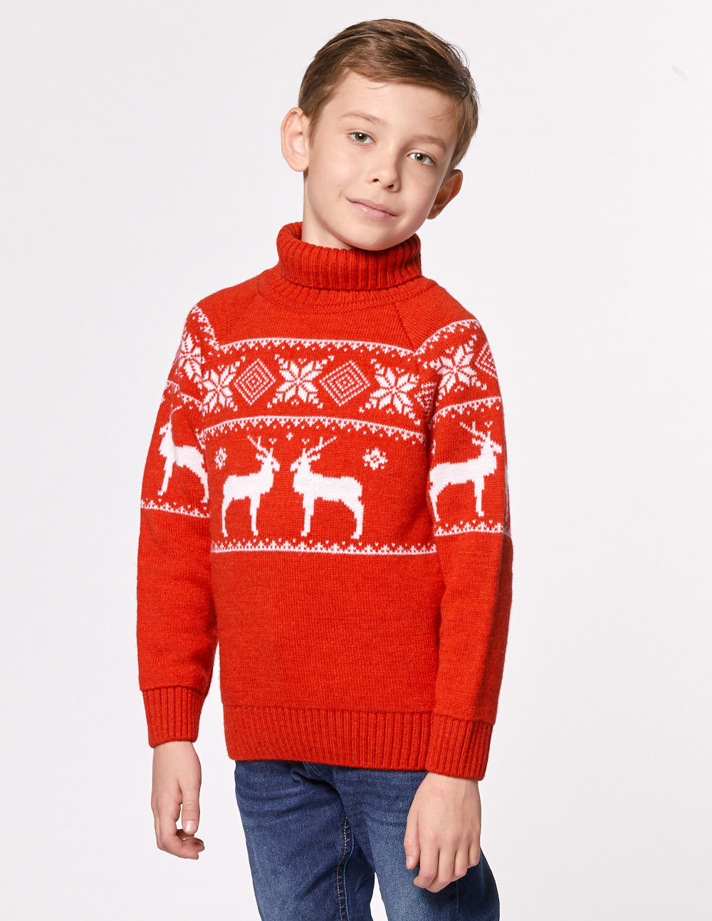 Детский свитер с оленями в ряд с горлом - фото2