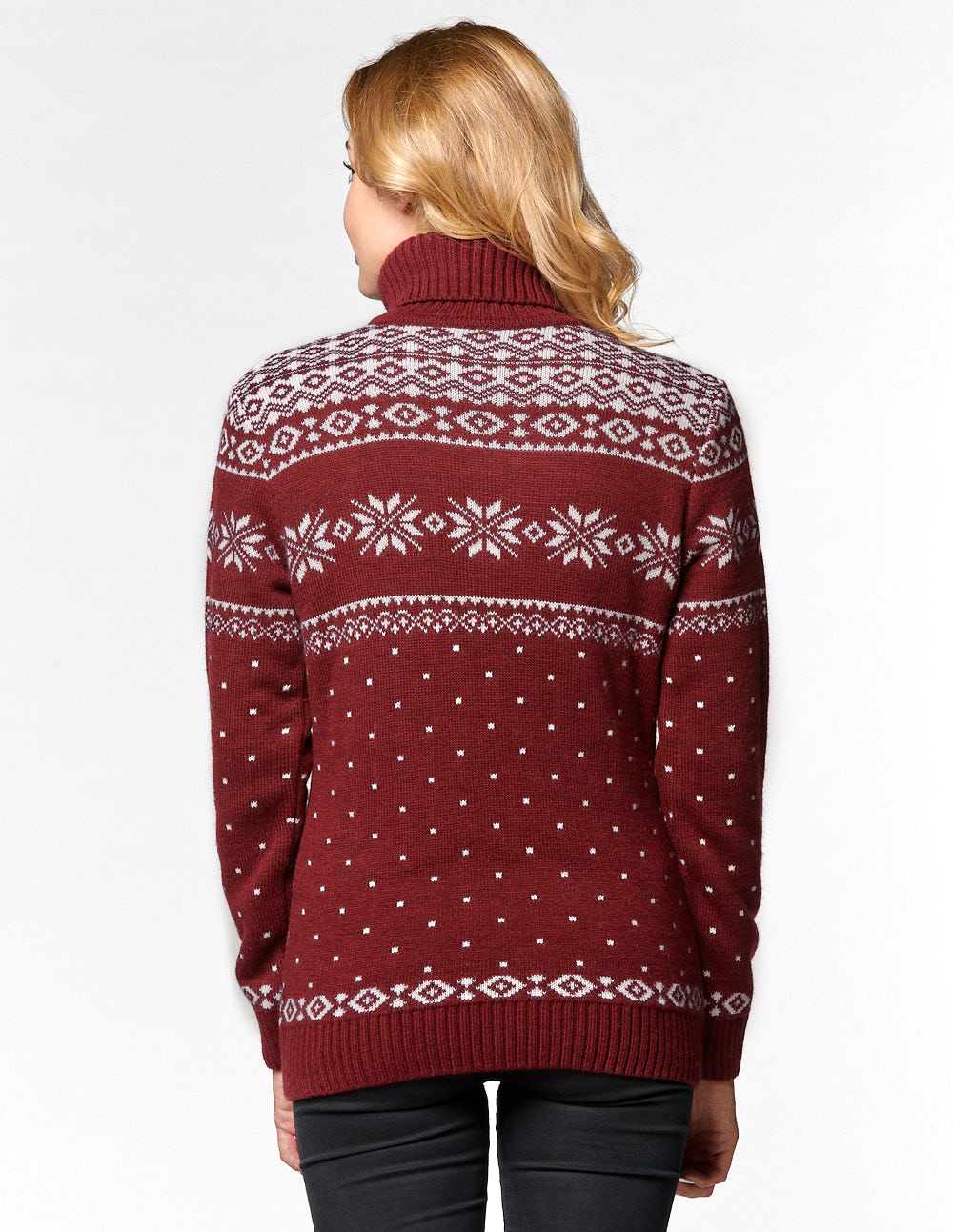 Женский свитер с оленями - фото4