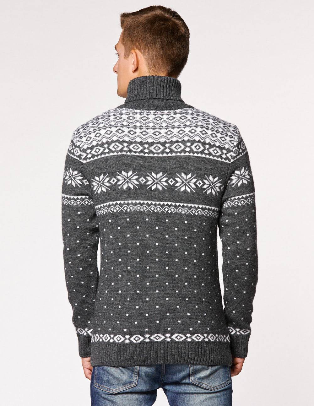 Мужской свитер с оленями c горлом - фото3