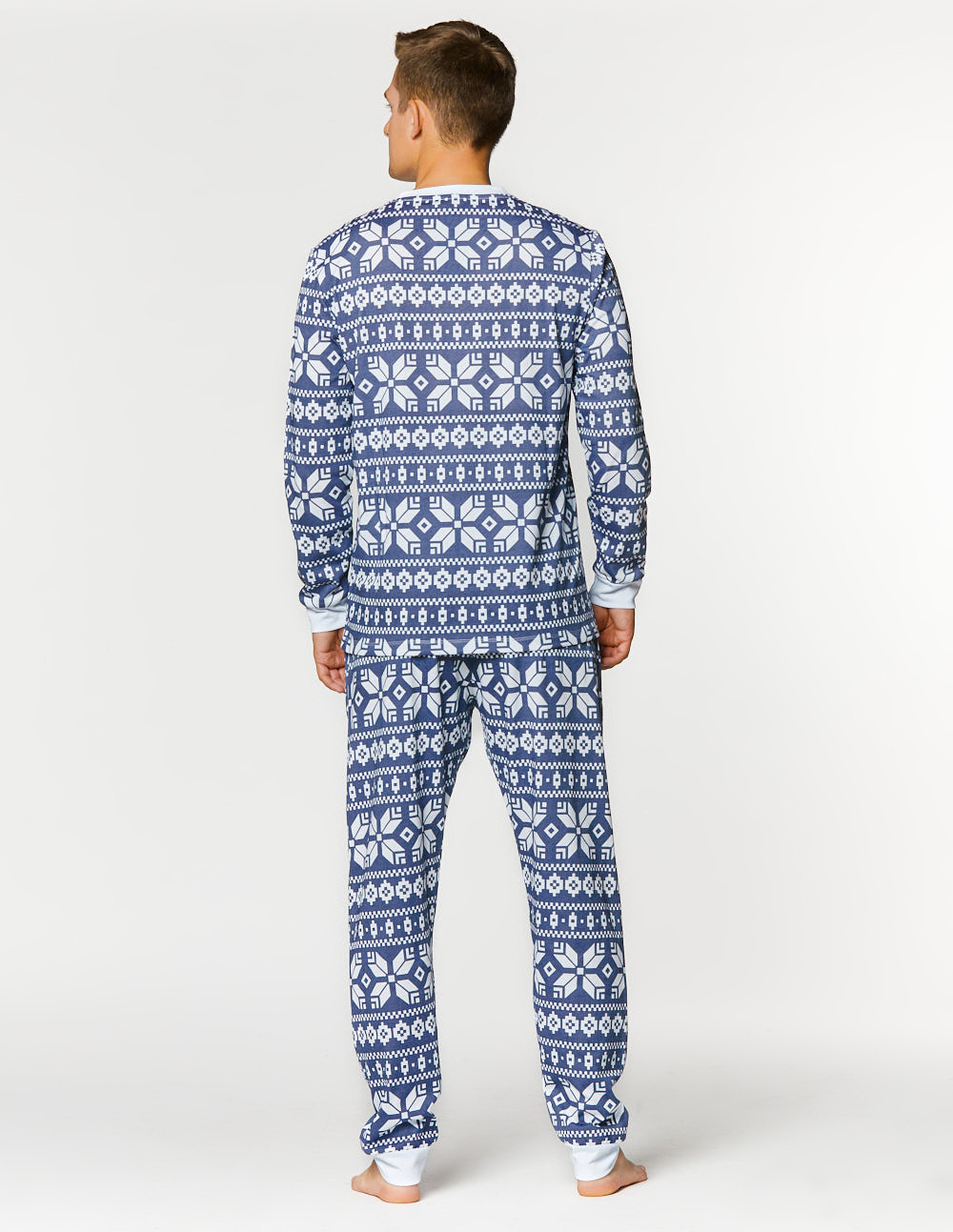 Мужская пижама со снежинками - фото4