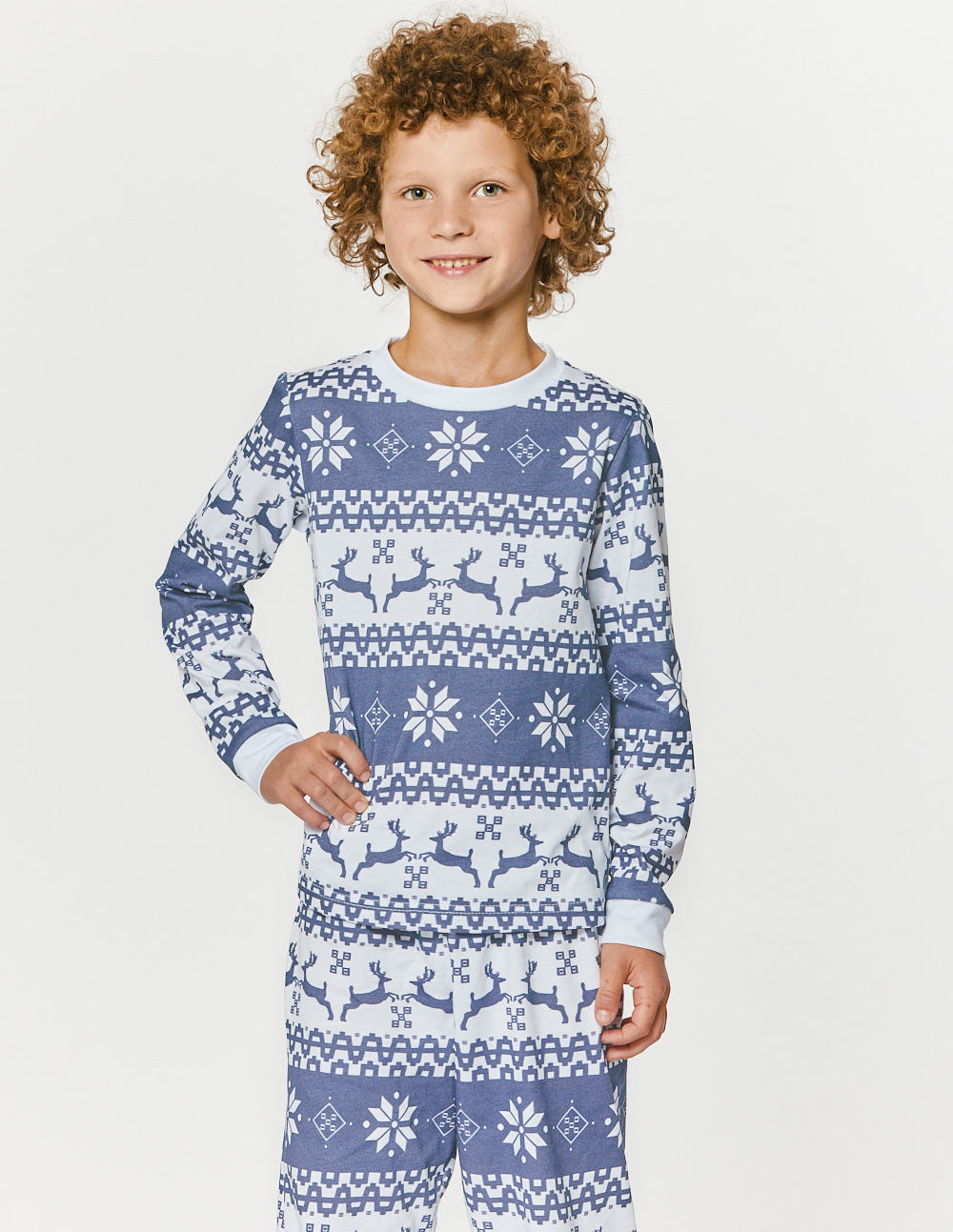 Пижама с оленями для мальчика - фото1