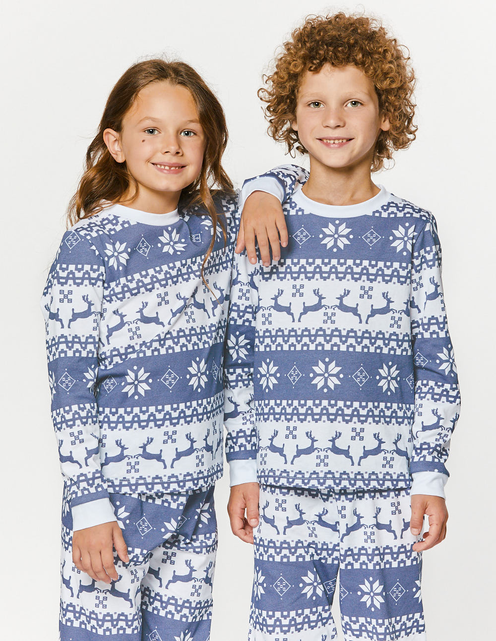 Детские парные пижамы с оленями - фото4