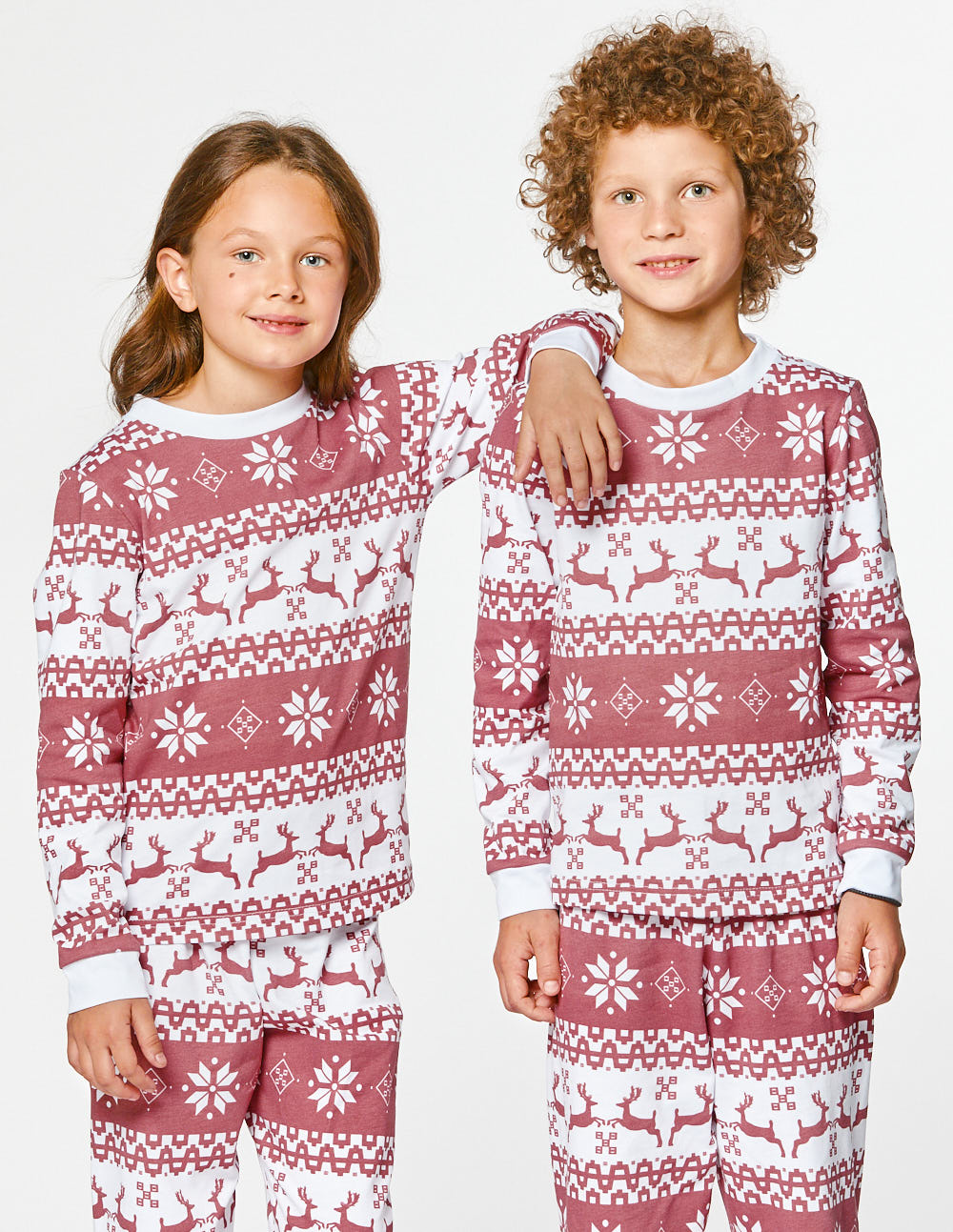 Детские парные пижамы с оленями - фото4