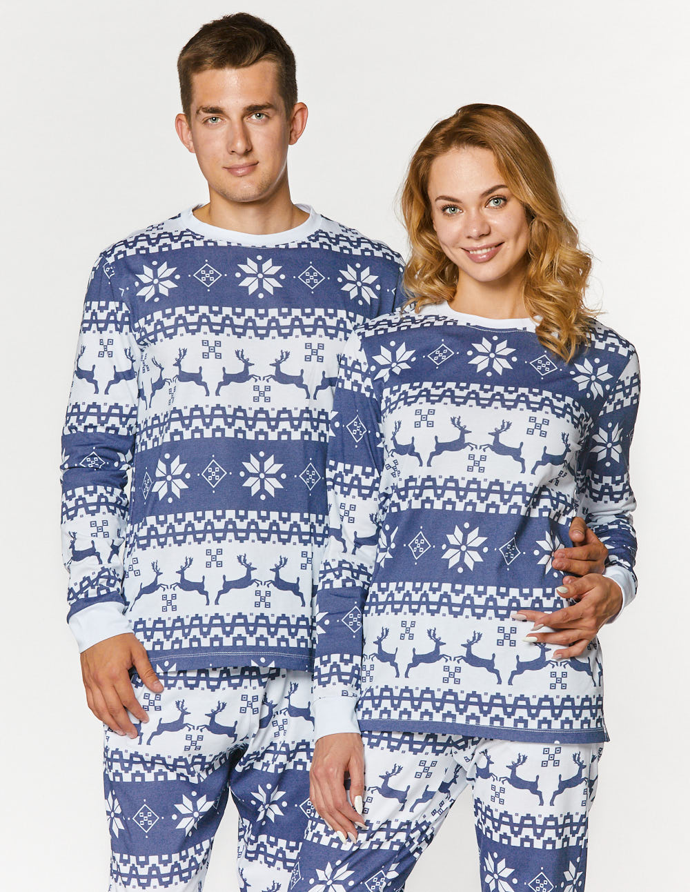 Мужская и женская пижамы с оленями - фото1