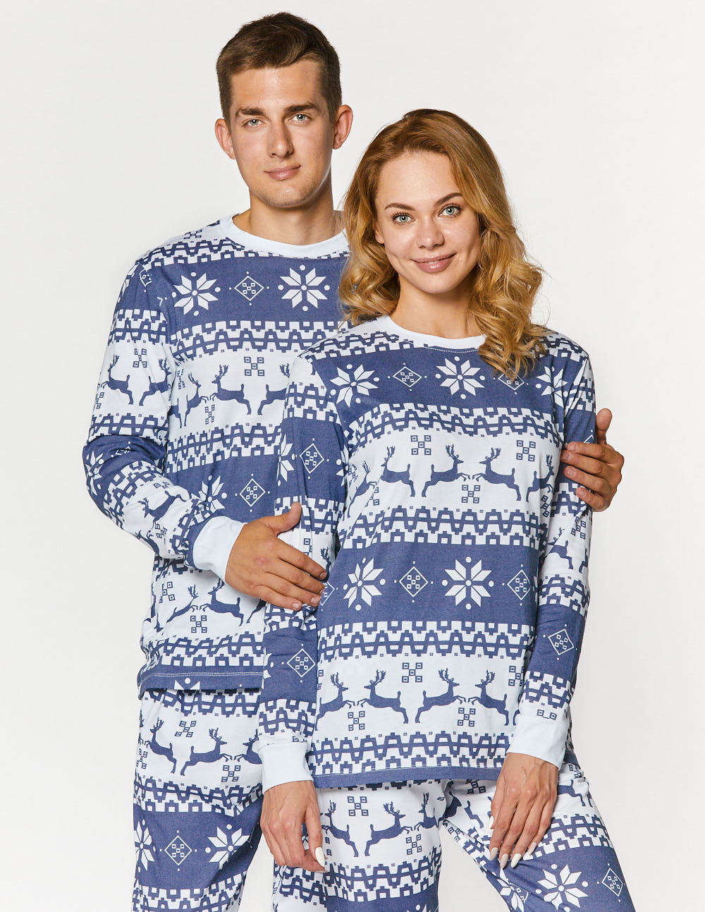 Мужская и женская пижамы с оленями - фото3
