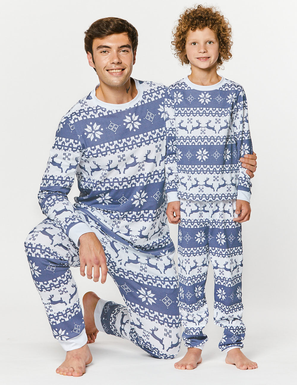Пижамы с оленями для папы и сына - фото1