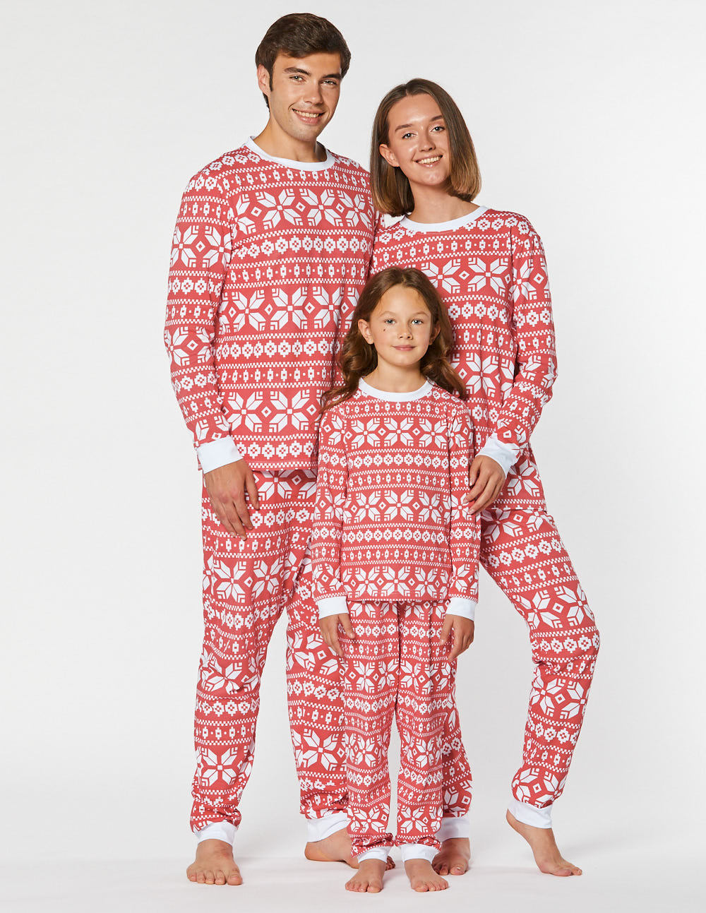 Пижамы со снежинками для папы, мамы и ребёнка - фото1