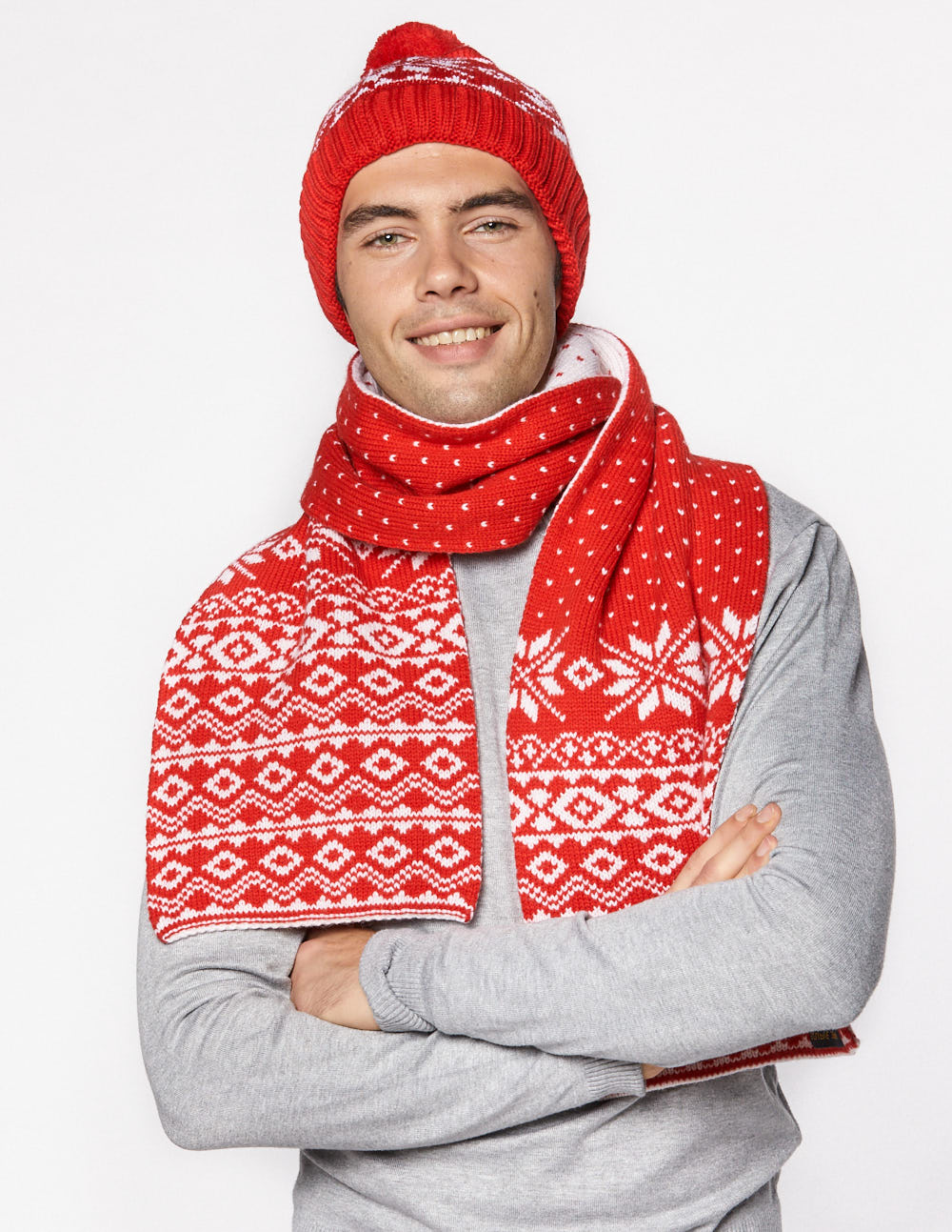 Мужские шапка и шарф со снежинками - фото4